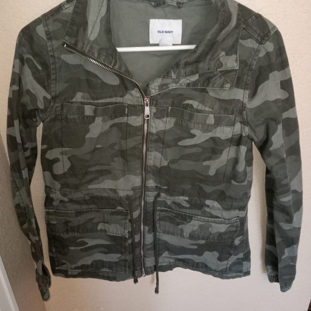 Old Navy camo utility jacket